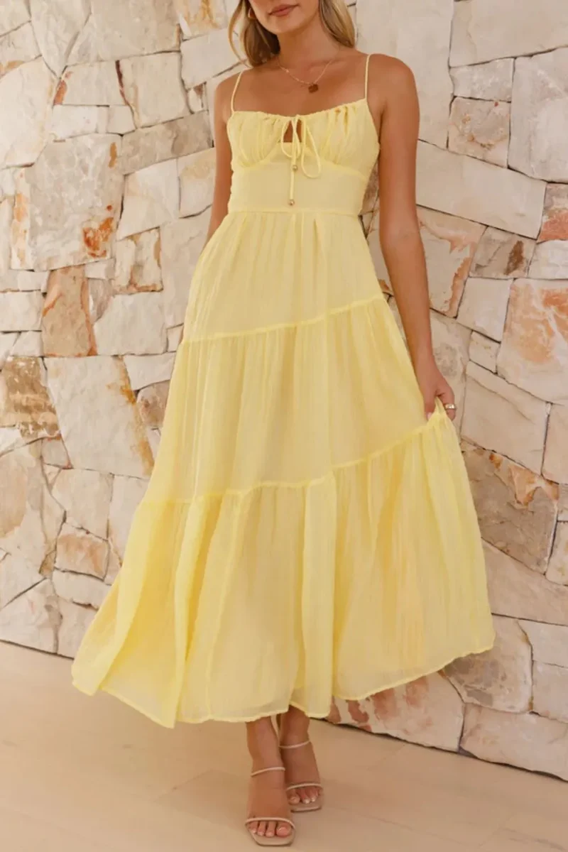 Robe camisole froncée à dos froncé