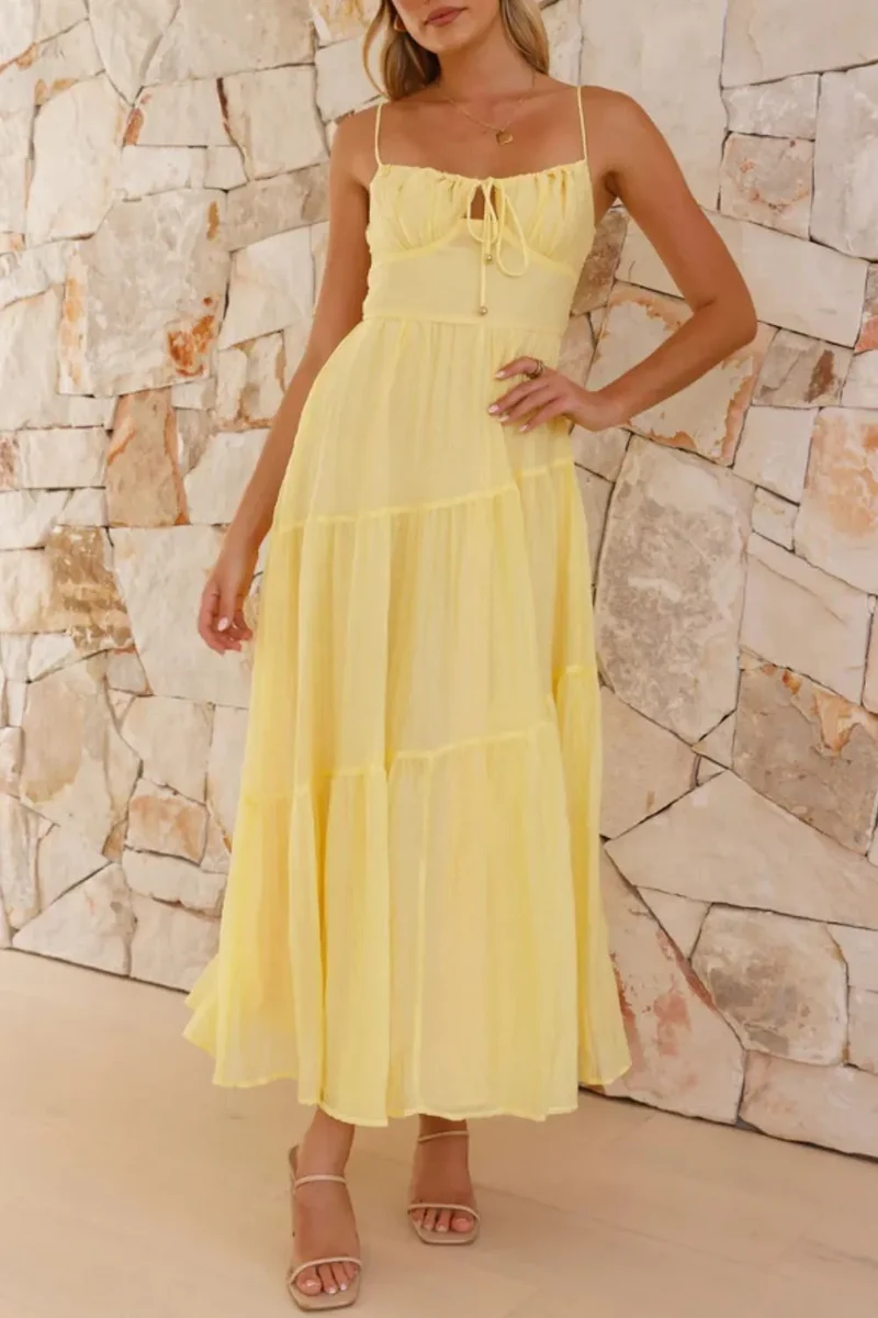 Robe camisole froncée à dos froncé