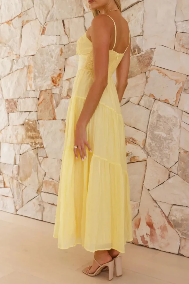 Robe camisole froncée à dos froncé