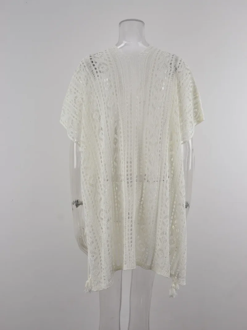 Cache-maillot à col en V et découpes ailes d'ange avec pompon