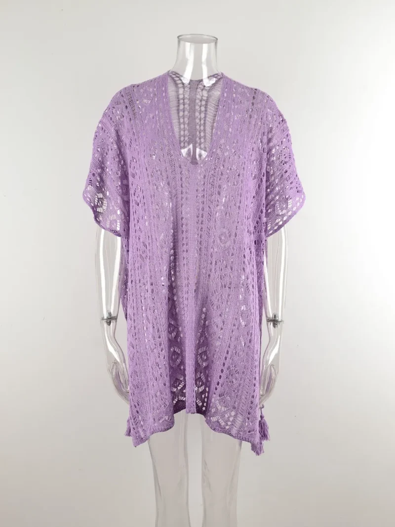 Cache-maillot à col en V et découpes ailes d'ange avec pompon