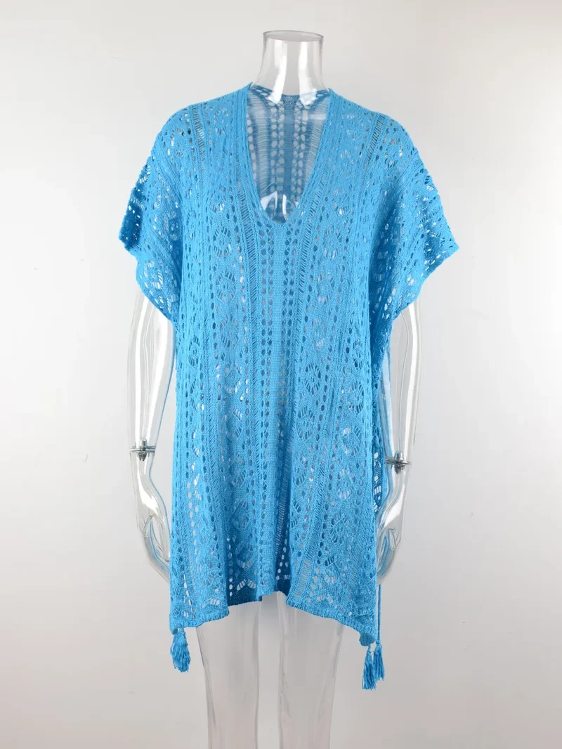 Cache-maillot à col en V et découpes ailes d'ange avec pompon