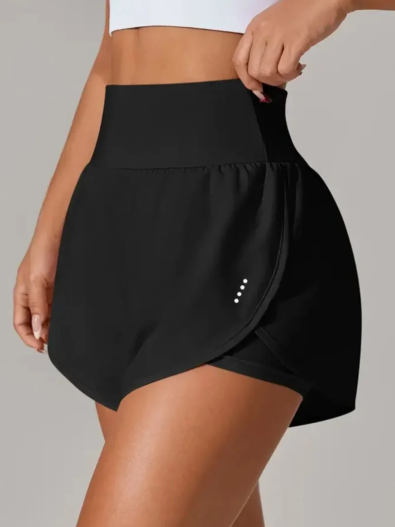 Short actif taille haute à poches