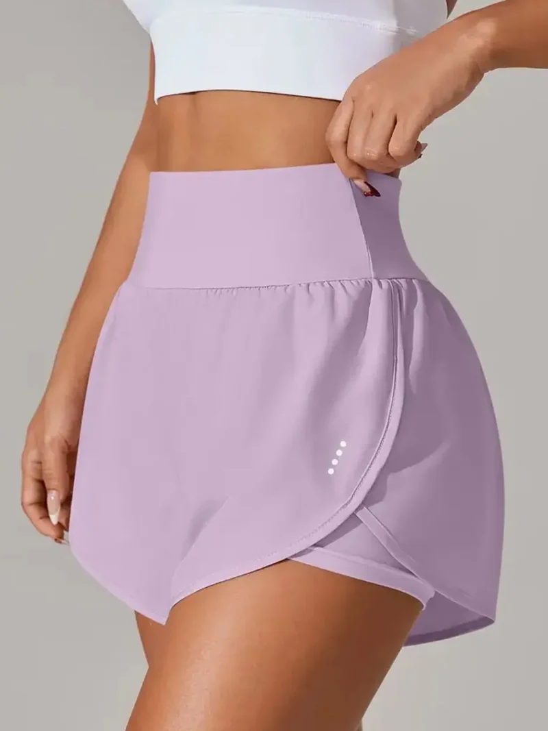 Short actif taille haute à poches