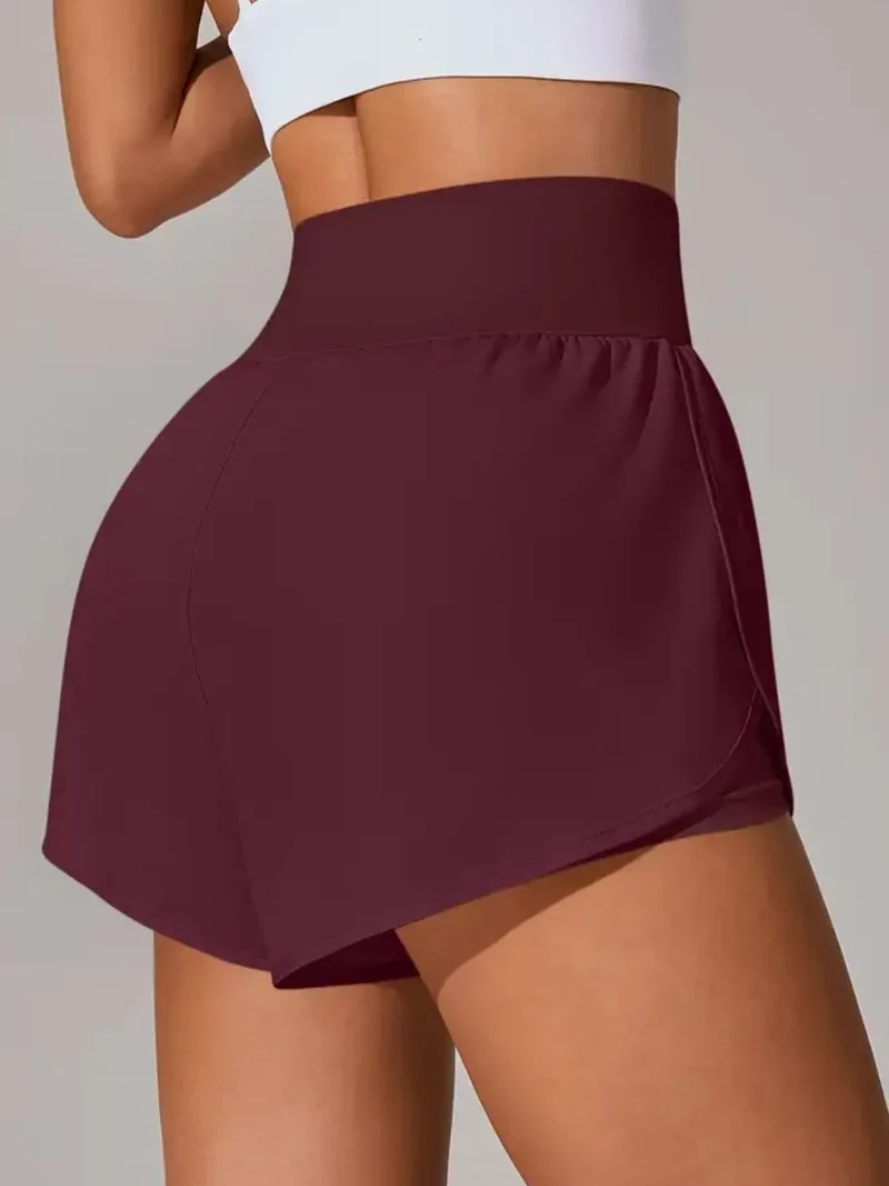 Short actif taille haute à poches