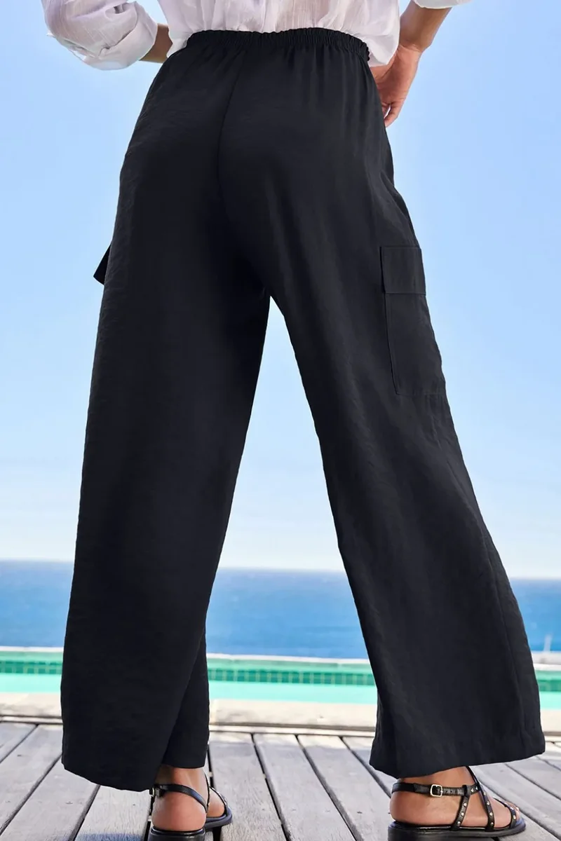 Pantalon utilitaire à jambes larges avec cordon de serrage et taille à volants