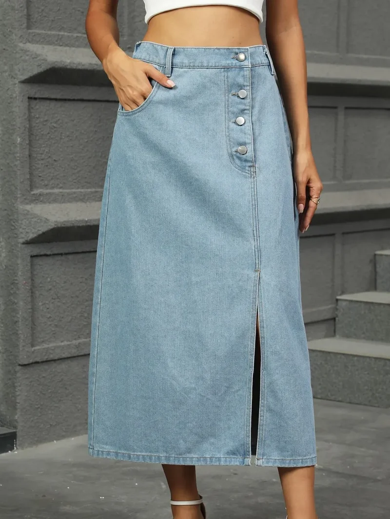 Jupe midi en jean fendue avec boutons