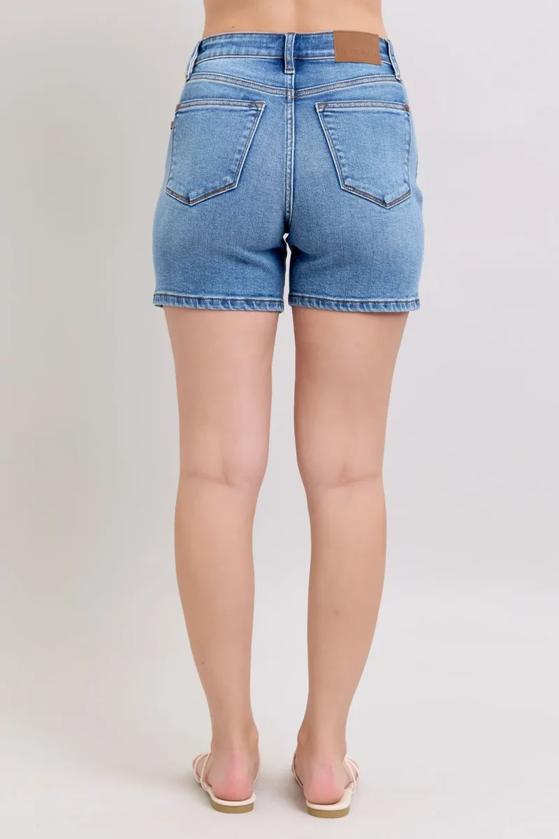 Short en jean bleu Judy à 2 boutons et poches, grande taille