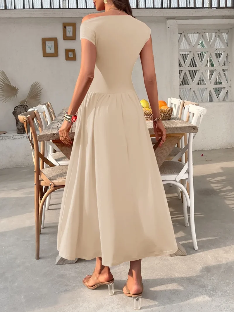 Robe à une épaule avec poches
