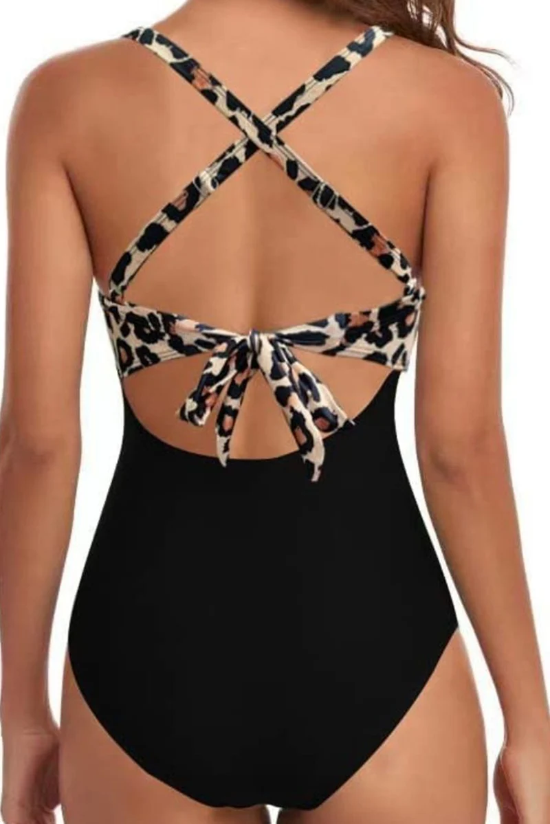 Maillot de bain une pièce noué à découpes croisées