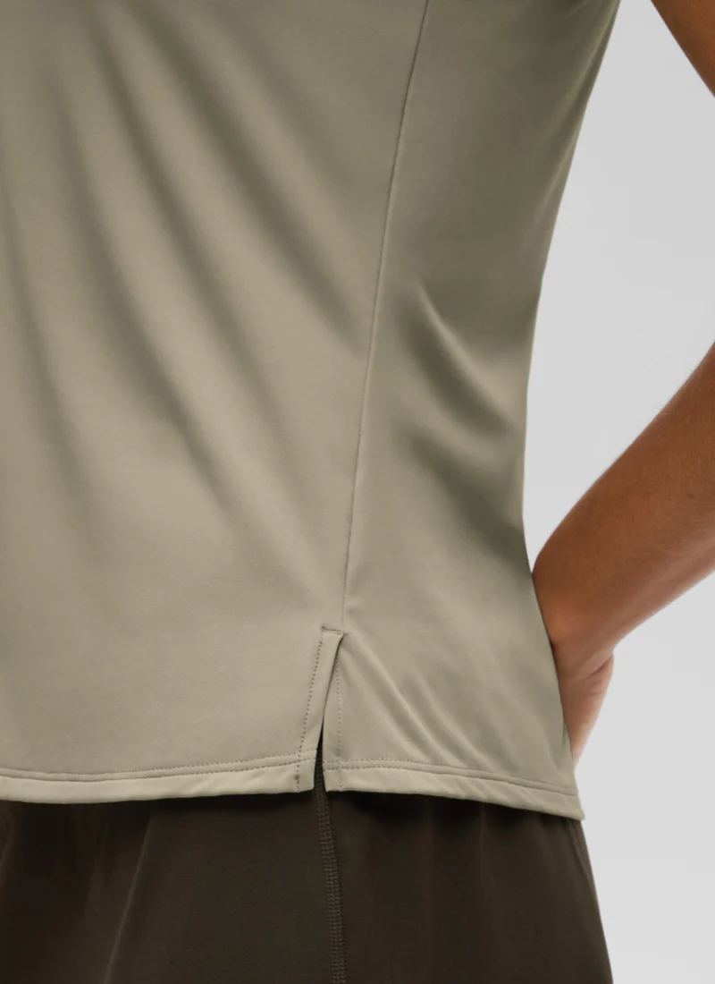 Hip Length Slim Fit Sleeveless Polo