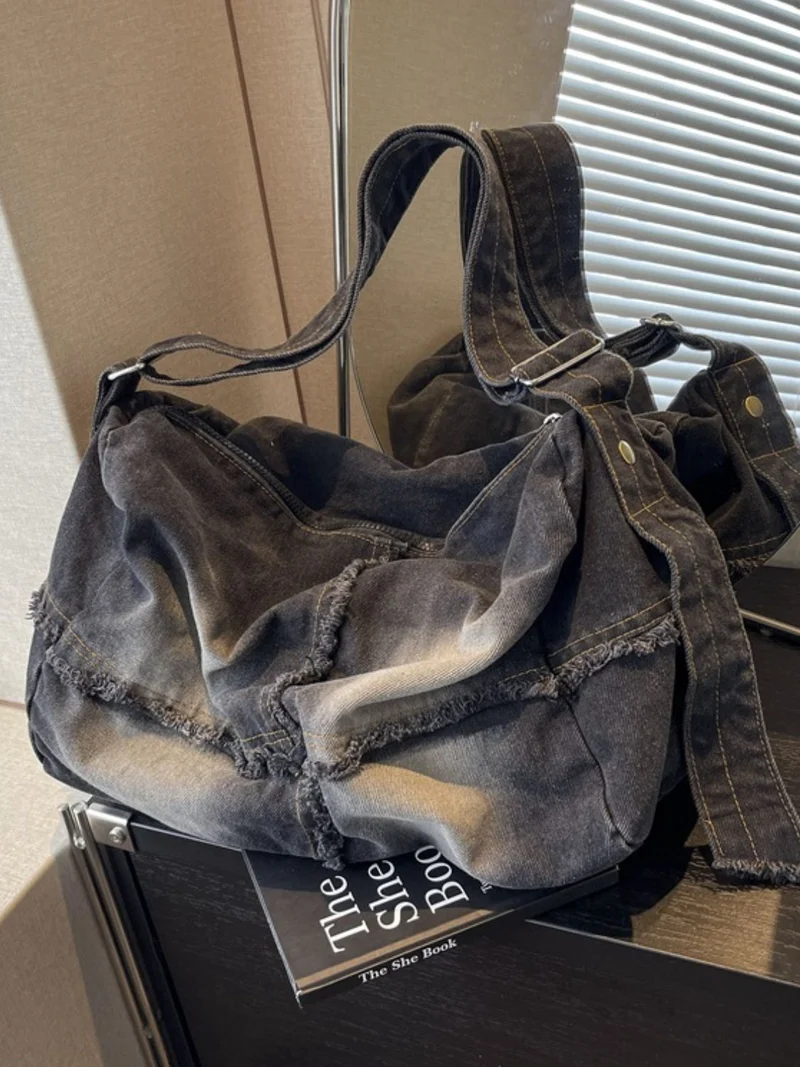 Sac bandoulière dégradé à ourlet brut