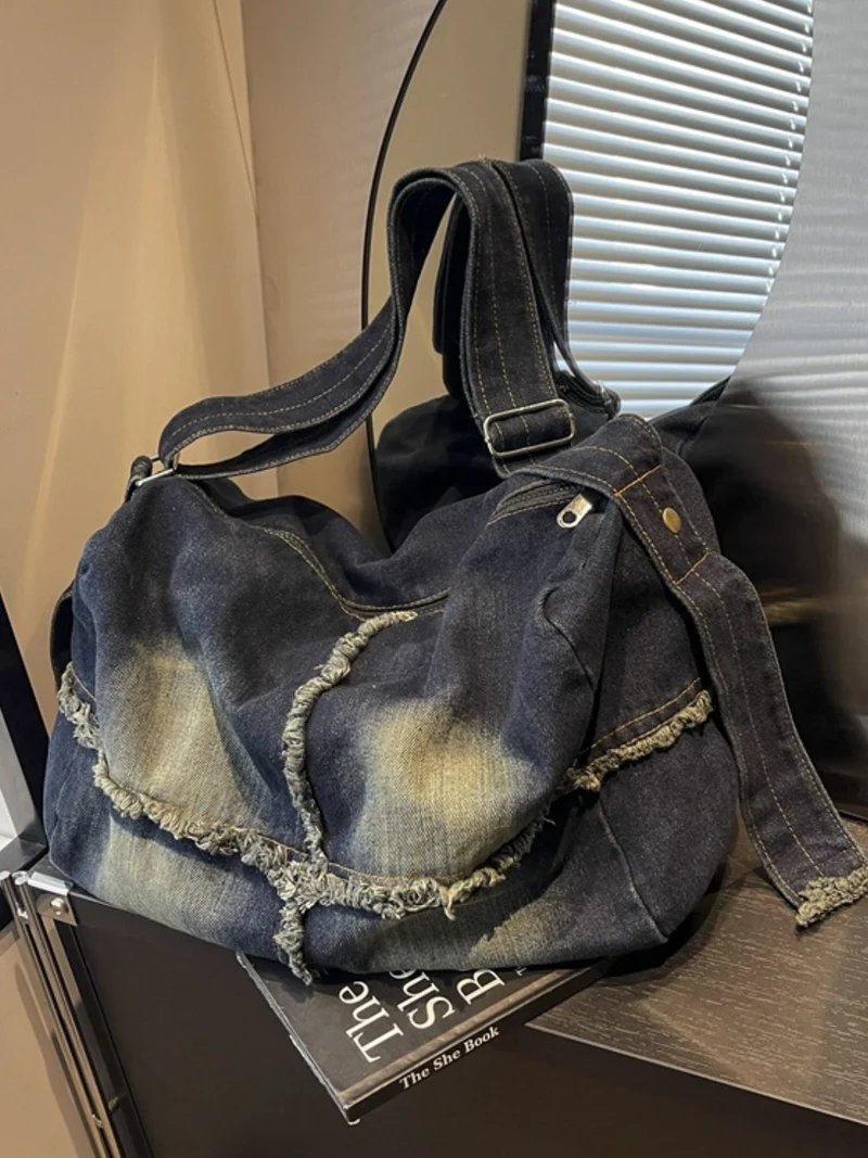 Sac bandoulière dégradé à ourlet brut
