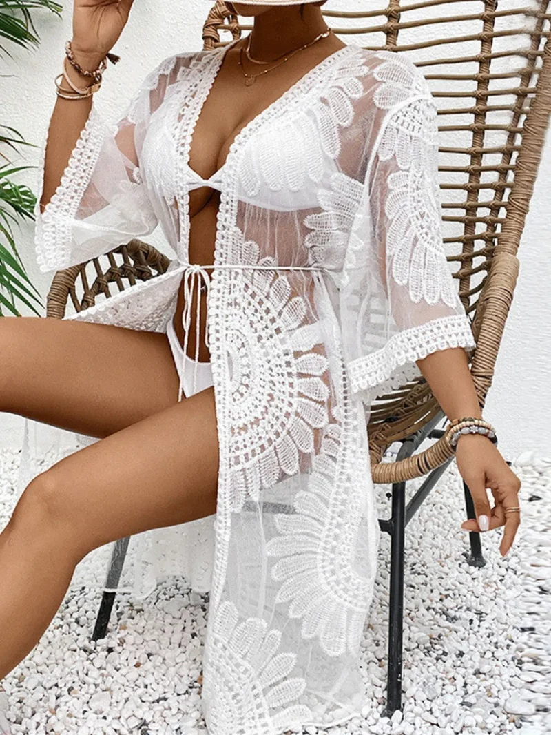 Cache-maillot long ouvert en dentelle