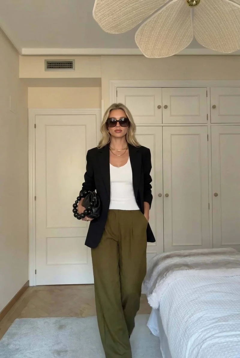 Minimalist Blazer And Wide-leg Pants Suit
