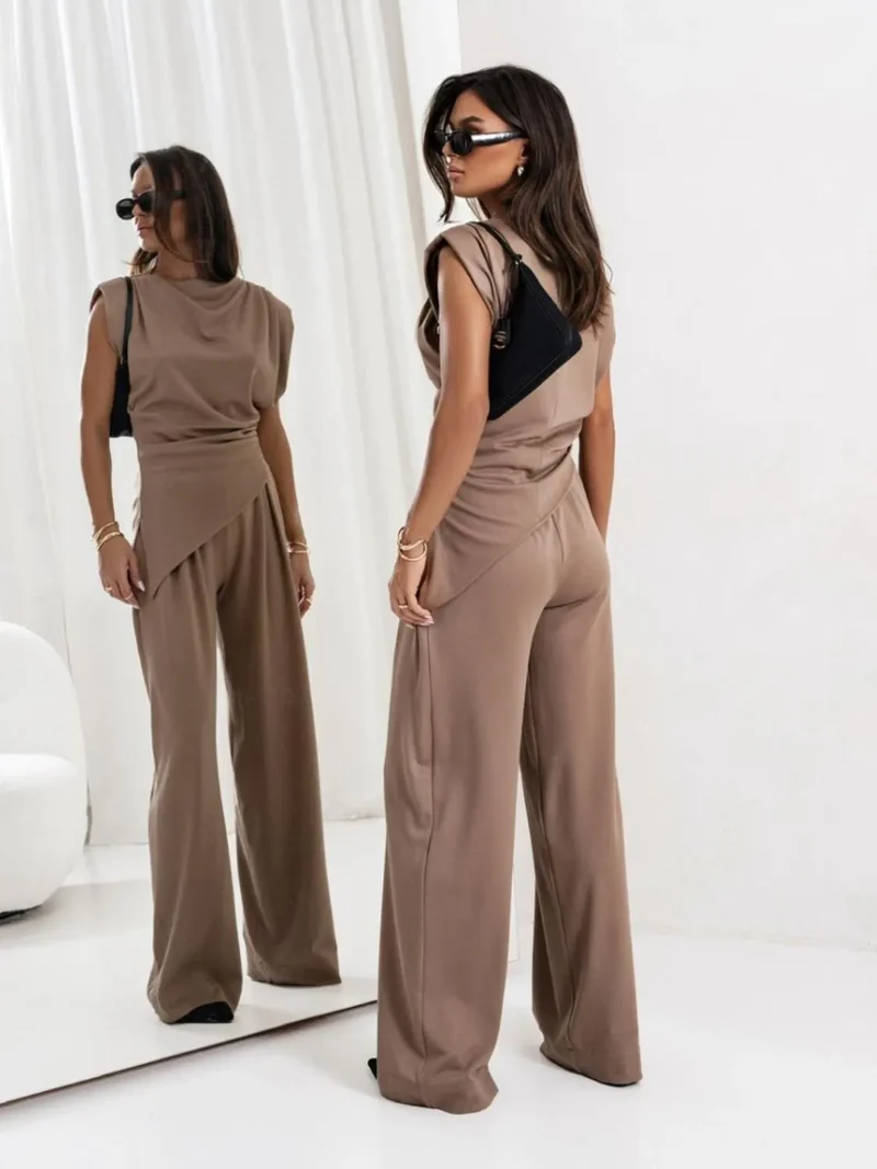 Ensemble haut froncé fendu et pantalon large
