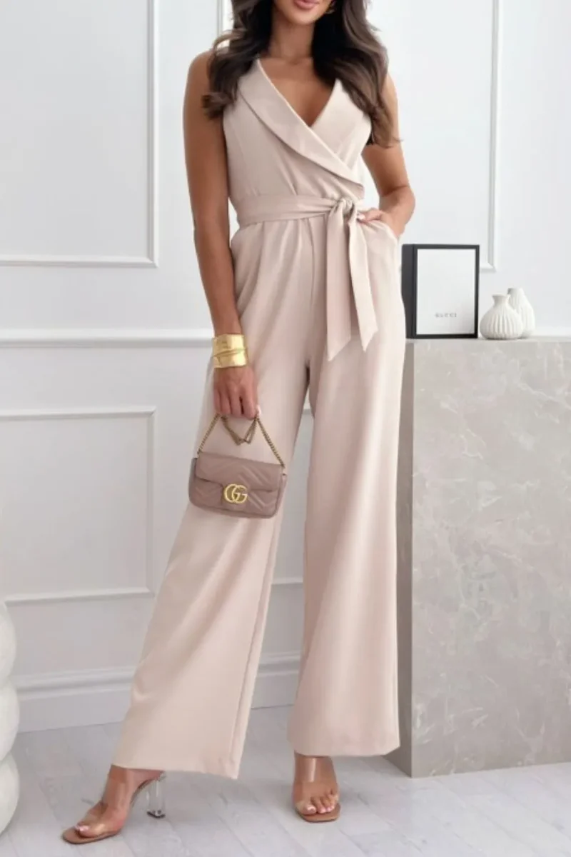 Combinaison à jambes larges sans manches avec surplis