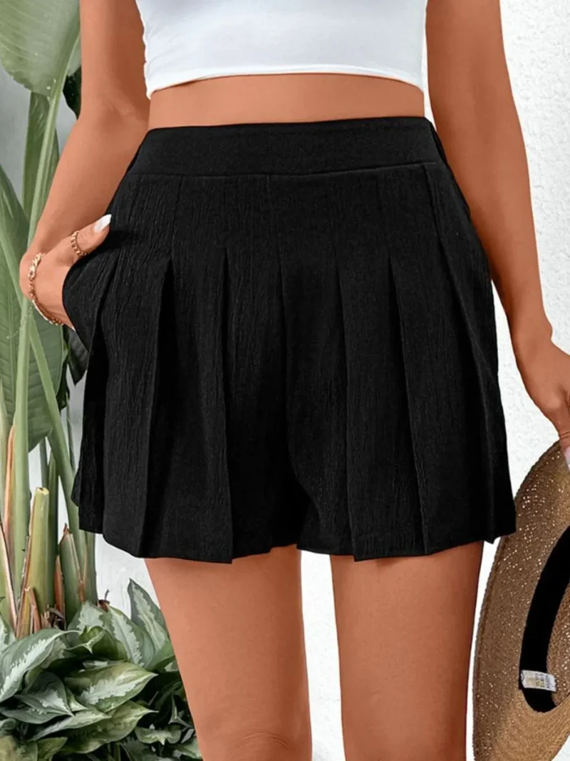 Short plissé avec poches