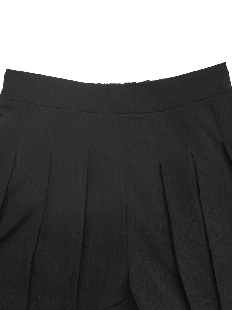 Short plissé avec poches