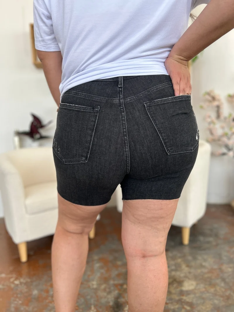 Short en jean rigide taille haute taille haute Judy Blue