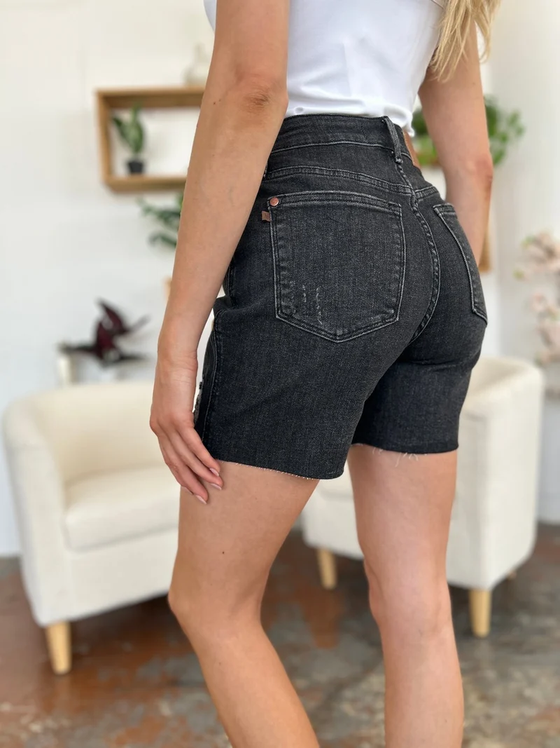 Short en jean rigide taille haute taille haute Judy Blue