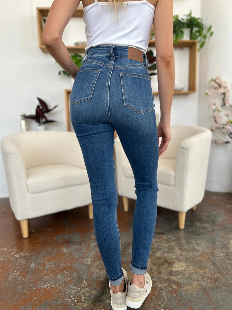 Jean skinny Judy Blue pleine taille à ourlet resserré