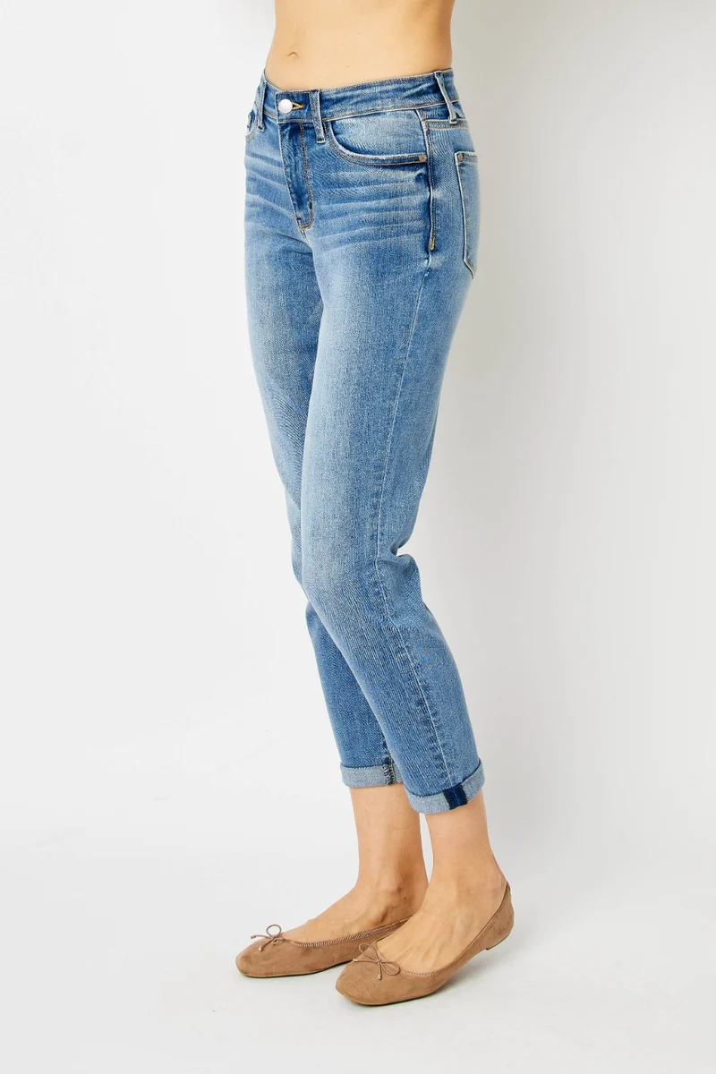 Jean slim Judy Blue taille haute à ourlet retroussé