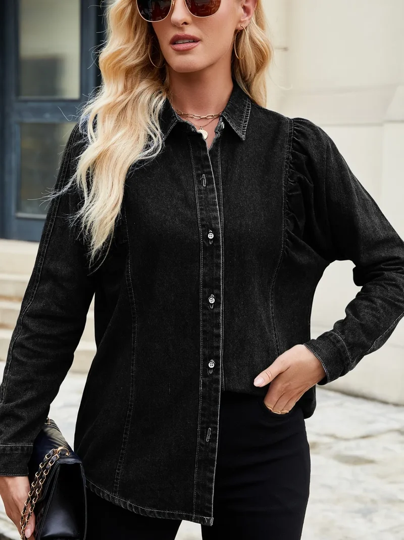 Chemise en jean à col boutonné