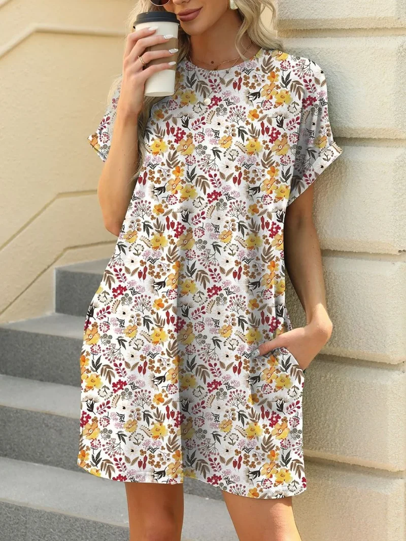 Mini-robe imprimée à col rond et manches courtes