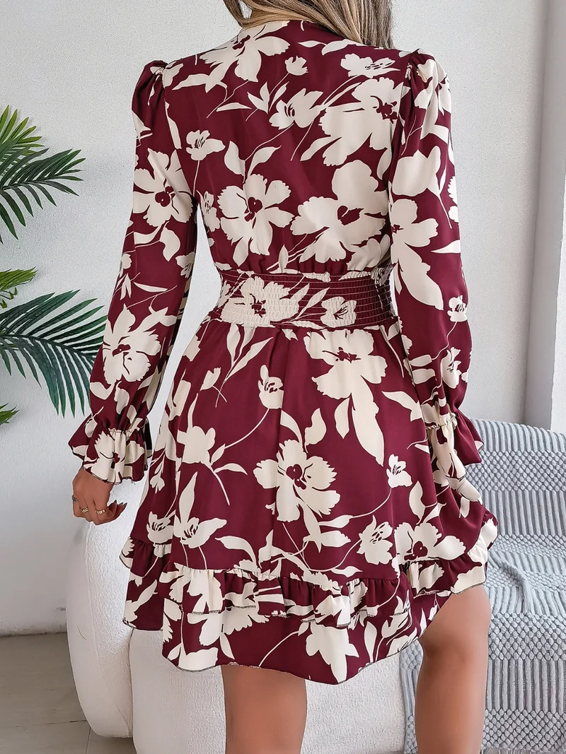 Robe imprimée à manches longues et volants