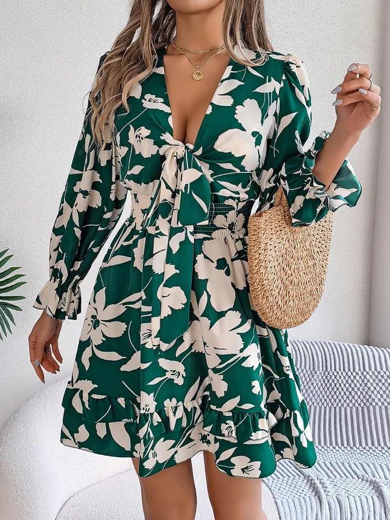 Robe imprimée à manches longues et volants
