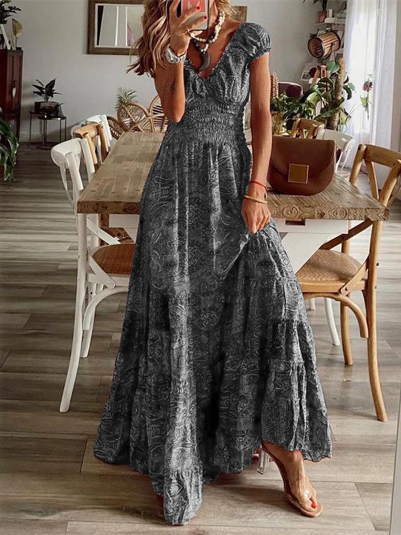 Robe à manches courtes et col en V, imprimée et froncée, grande taille