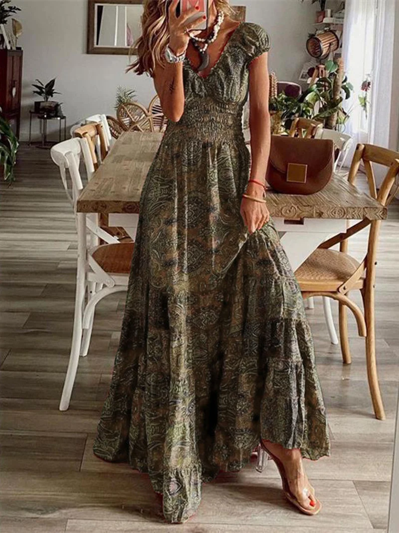 Robe à manches courtes et col en V, imprimée et froncée, grande taille