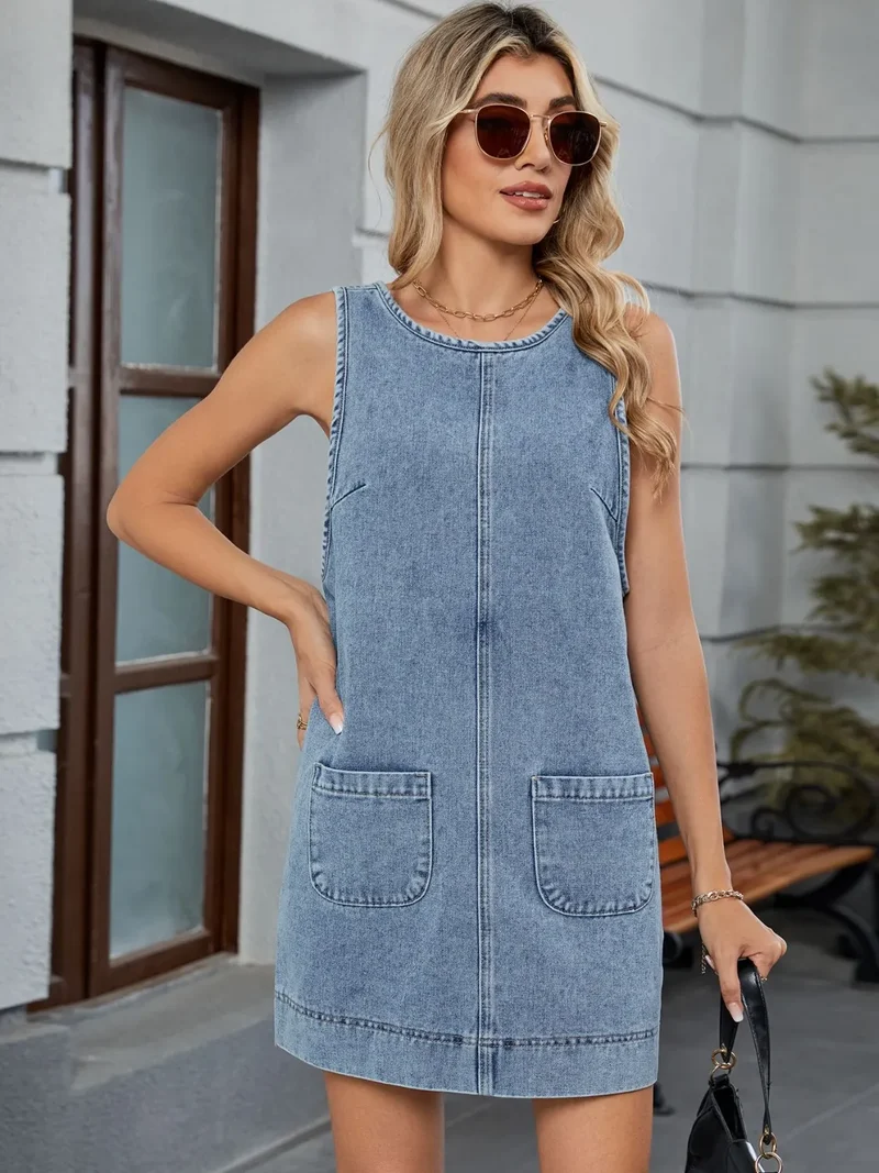 Robe salopette en jean à col rond