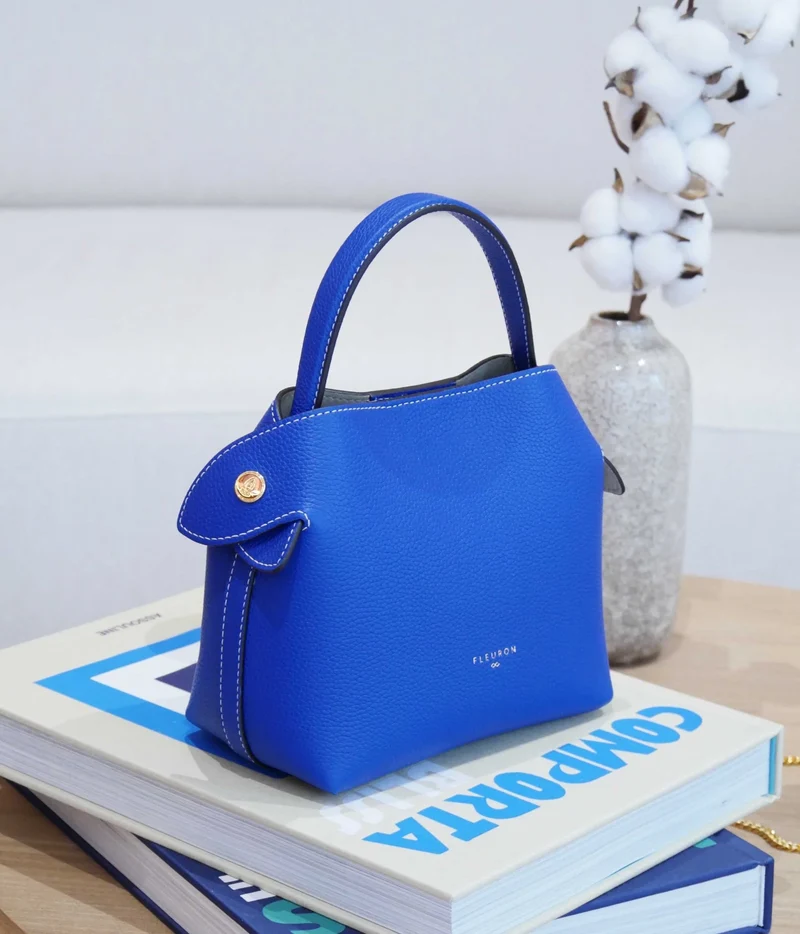 Mini Swann | Bleu Cobalt