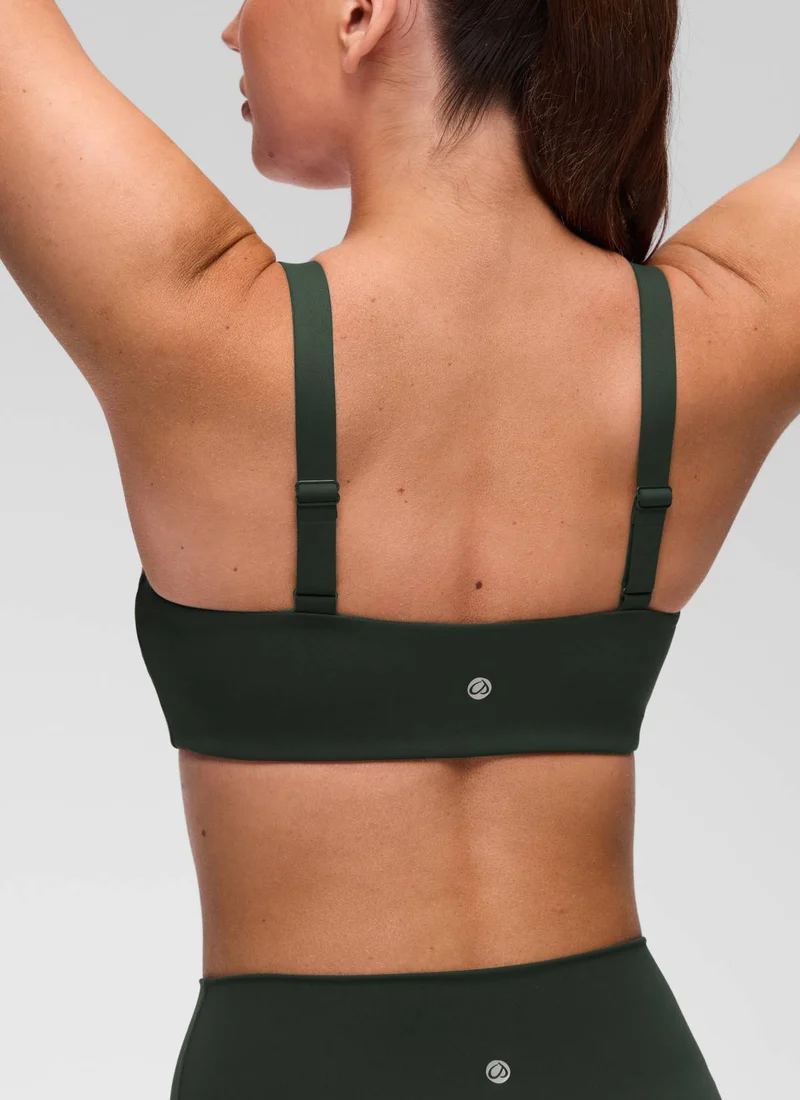 Butterluxe Adjustable Wide Strap Sports Bra