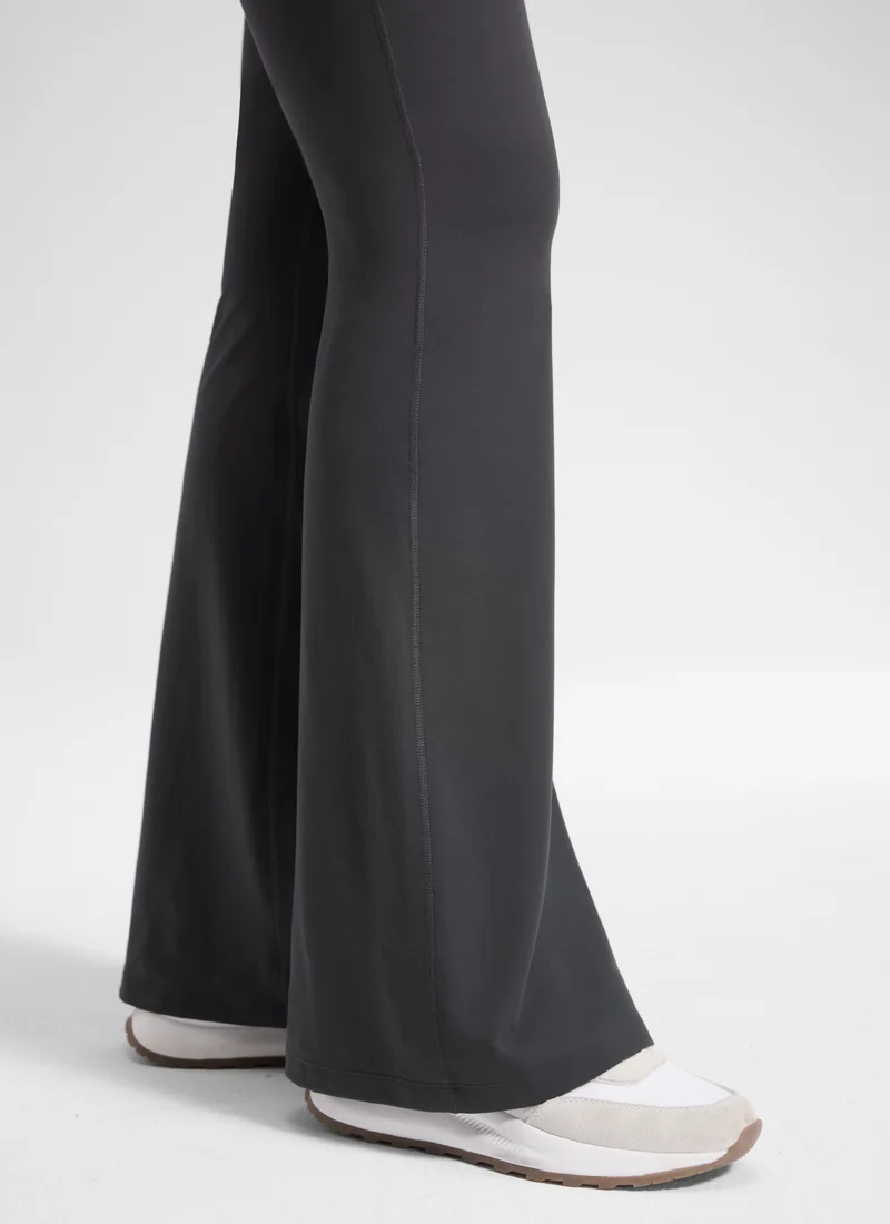 Butterluxe Maternity Flare Pocket Legging 29"