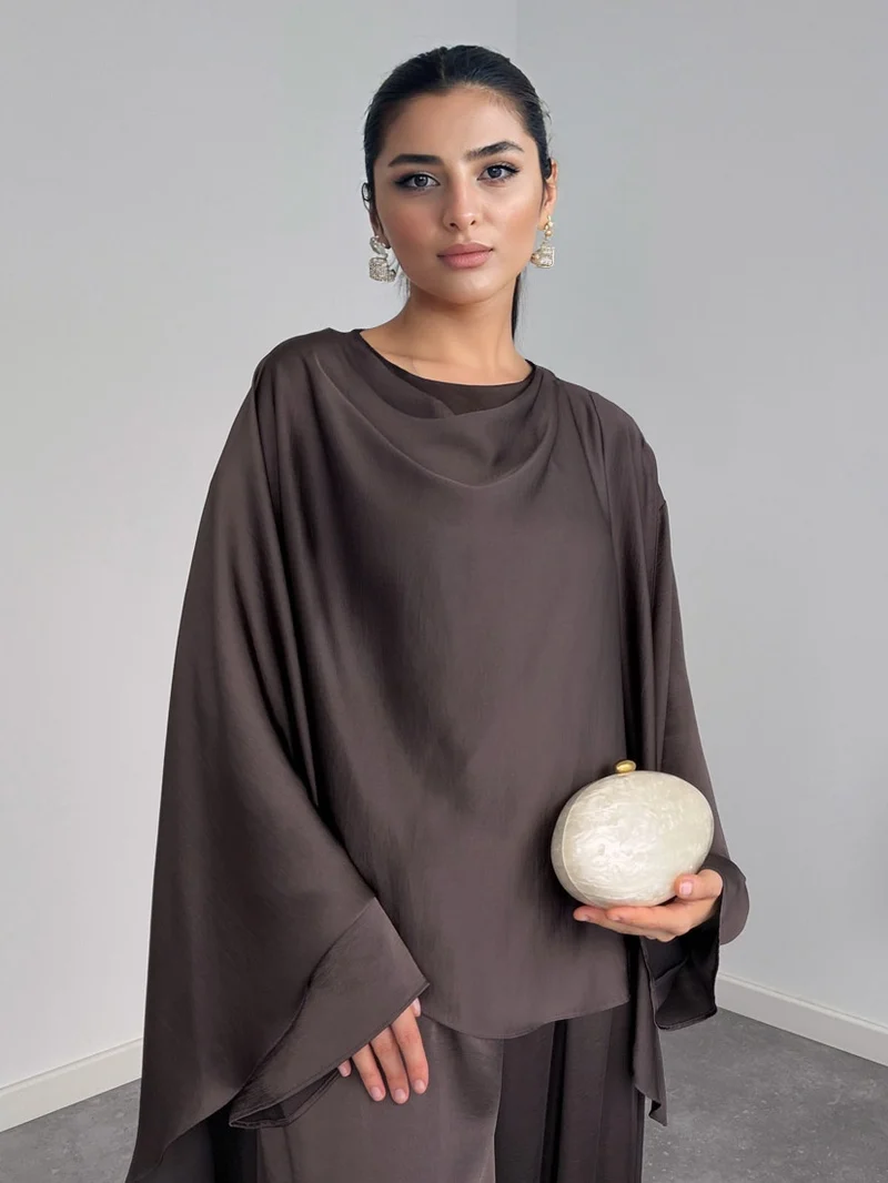 Elegant Satin Robe Paired With Harem Pants Set