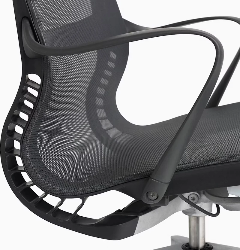 Setu Chair, With Arms