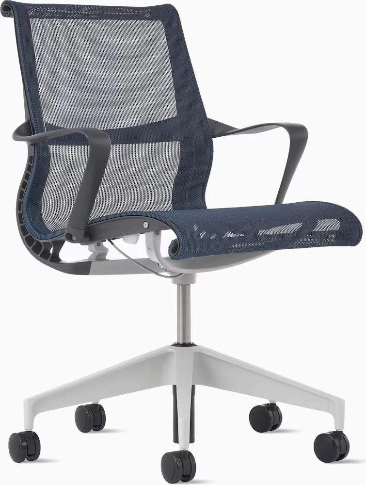 Setu Chair, With Arms