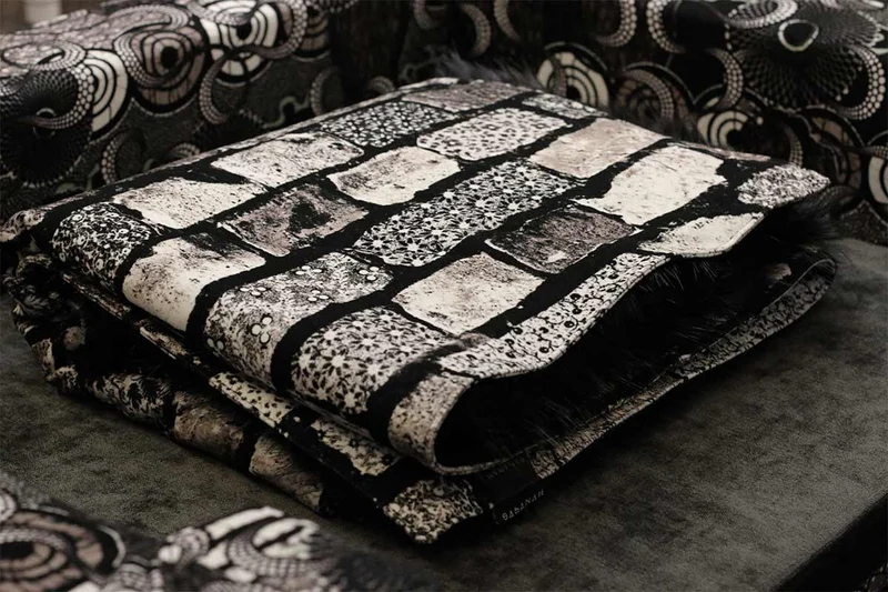 Couverture pour chat « Metis » Black Moon - Tissu Jean-Paul Gaultier