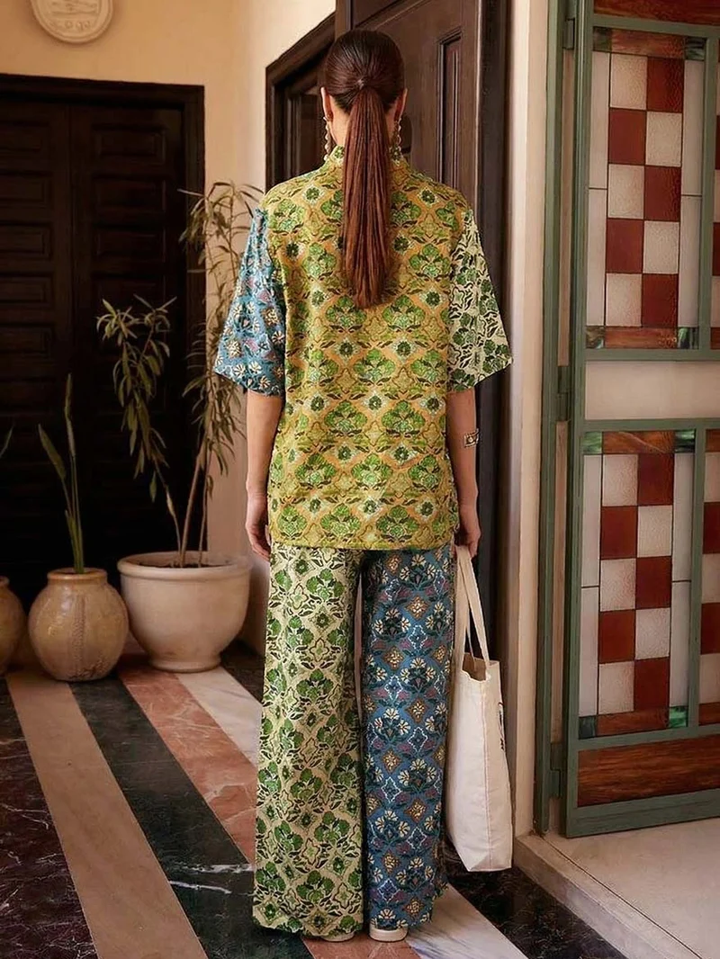 Retro Art Print Short-Sleeve Shirt