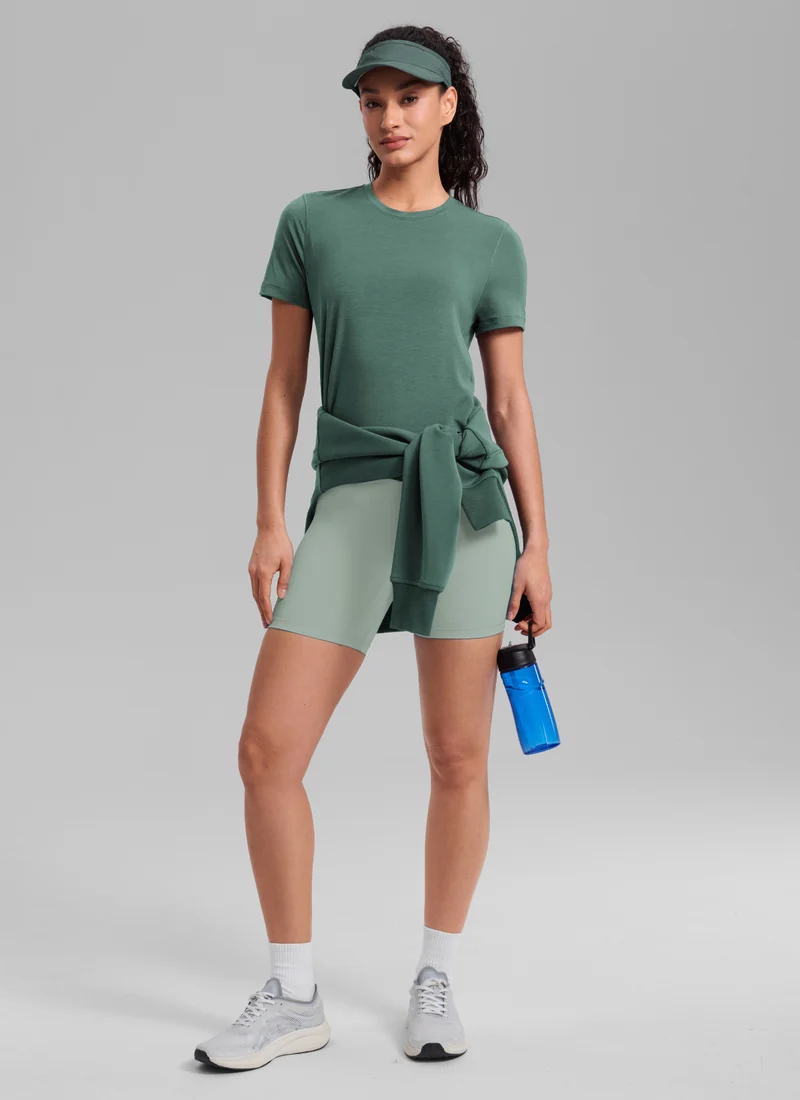 Quick Dry Crewneck Hip Length Short Sleeve
