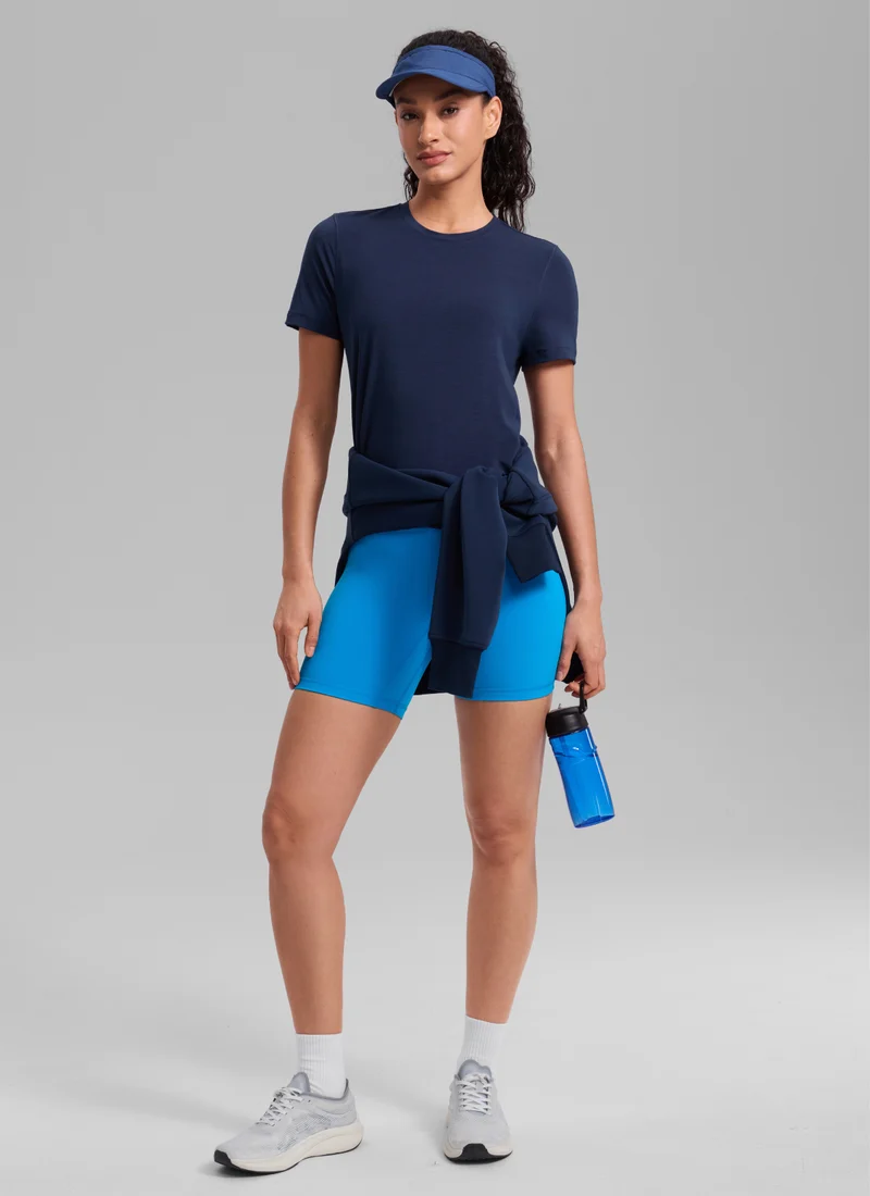 Quick Dry Crewneck Hip Length Short Sleeve