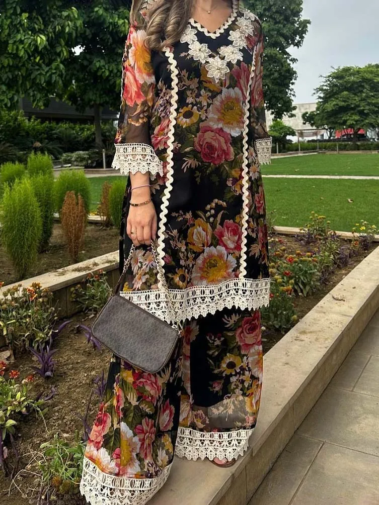 Elegant Floral Print Lace-Hem Wide-Leg Pants
