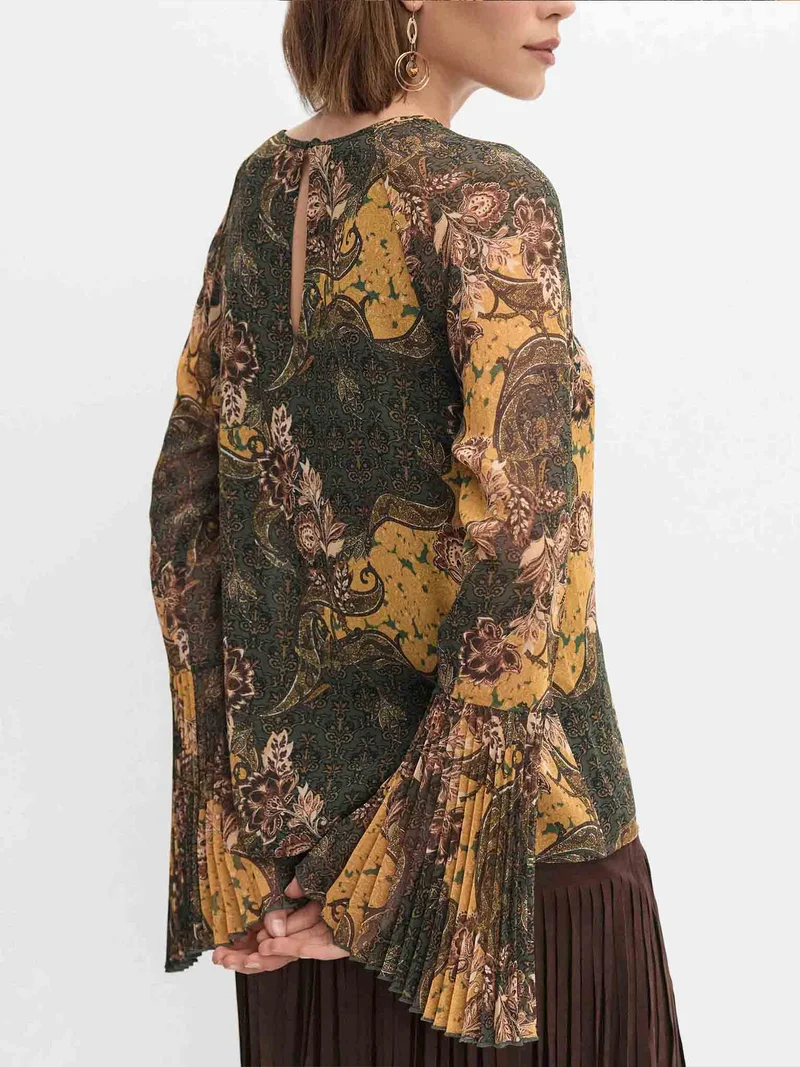 Retro Paisley Print Bell-sleeve Shirt Two-piece Set