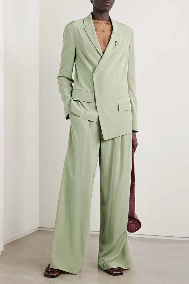 Fashionable Pleated Pocket Wide-Leg Pants