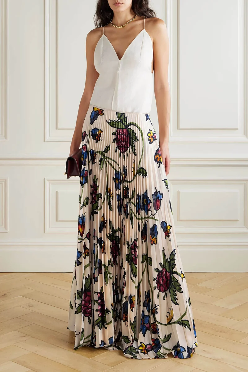 Exquisite Backless Camisole Top and Pleated Printed Satin Twill Skirt Set