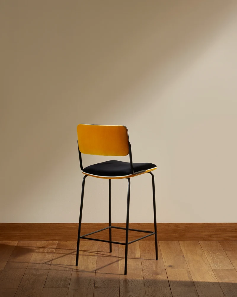 Double Game Island Chair - Ochre
