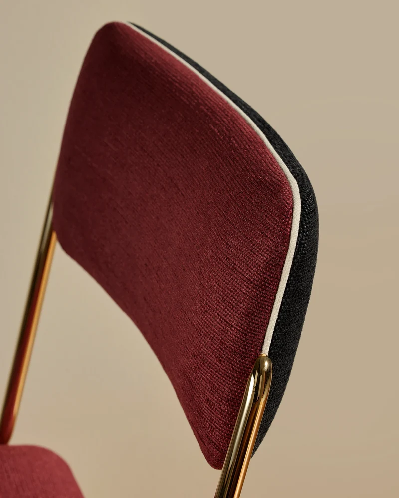Double Game Chair - Gold / Blackcurrant